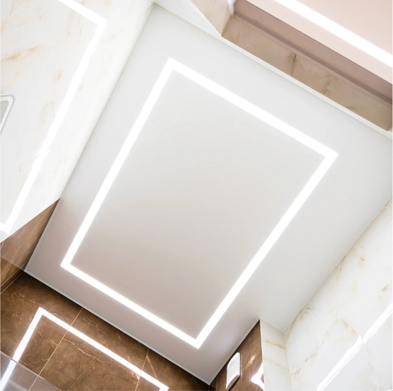 Пример световых линий flexy на натяжном потолке 4103