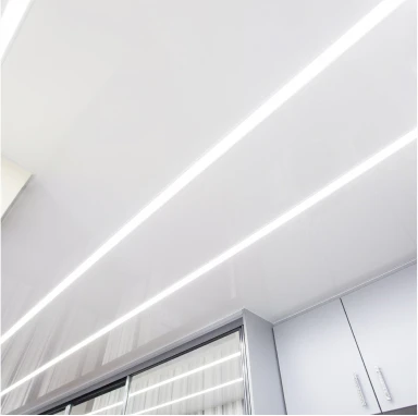 Пример световых линий flexy на натяжном потолке 4119