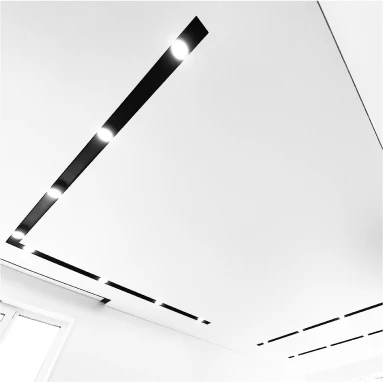 Пример натяжного потолка о световой линией slott 4236